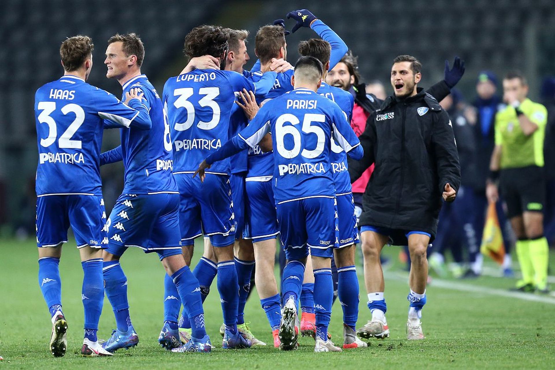 时刻提供助 时刻提供助